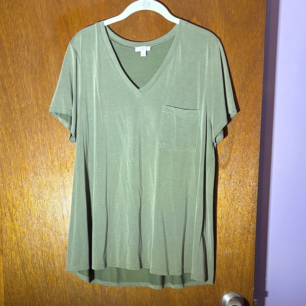Charming Charlie Olive V-Neck Short Sleeve Tee